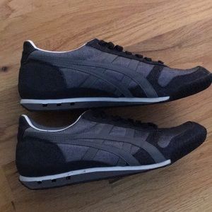 Onitsuka Tiger ASICS Denim-looking sneakers